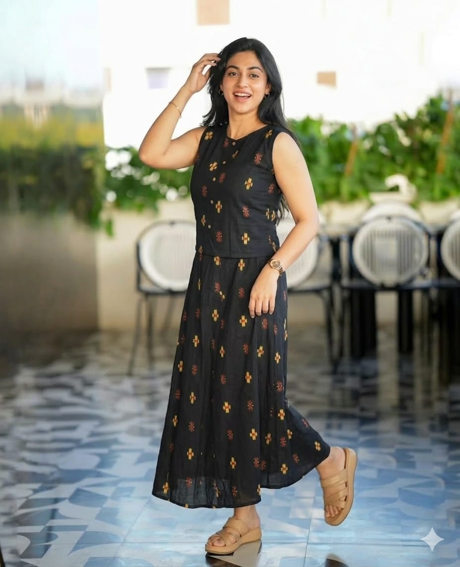 Women Stylish Cotton Co-Ord Set Sleeveless Button Detail Top with Printed Fla Skirt chic Ethnic Fusion Wear