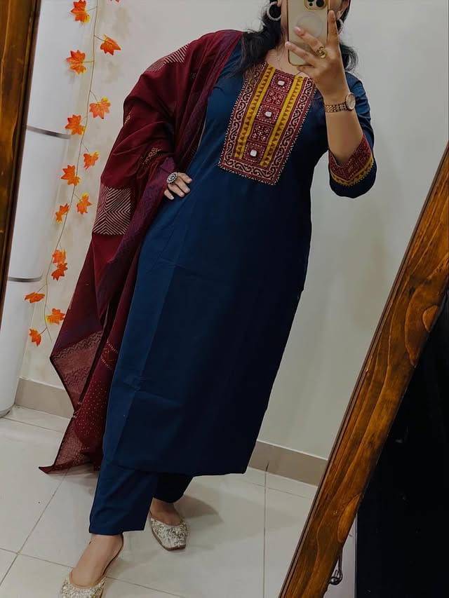 Women Printed Cotton Kurta Pant Dupatta Set