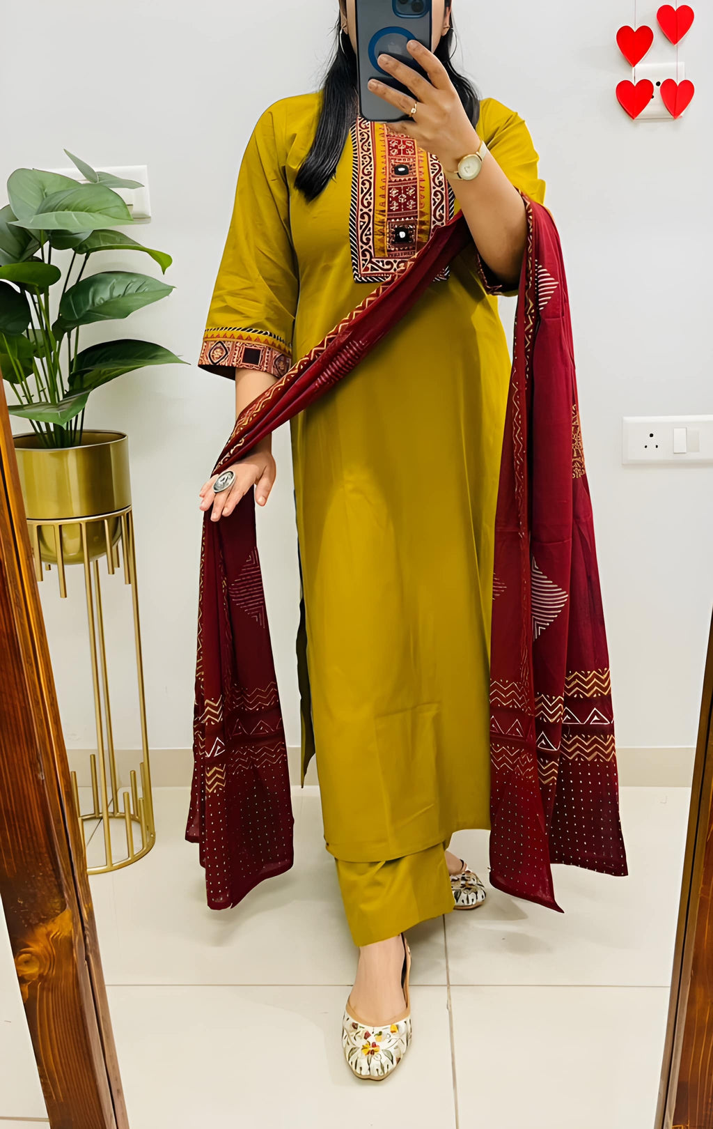 Women Printed Cotton Kurta Pant Dupatta Set