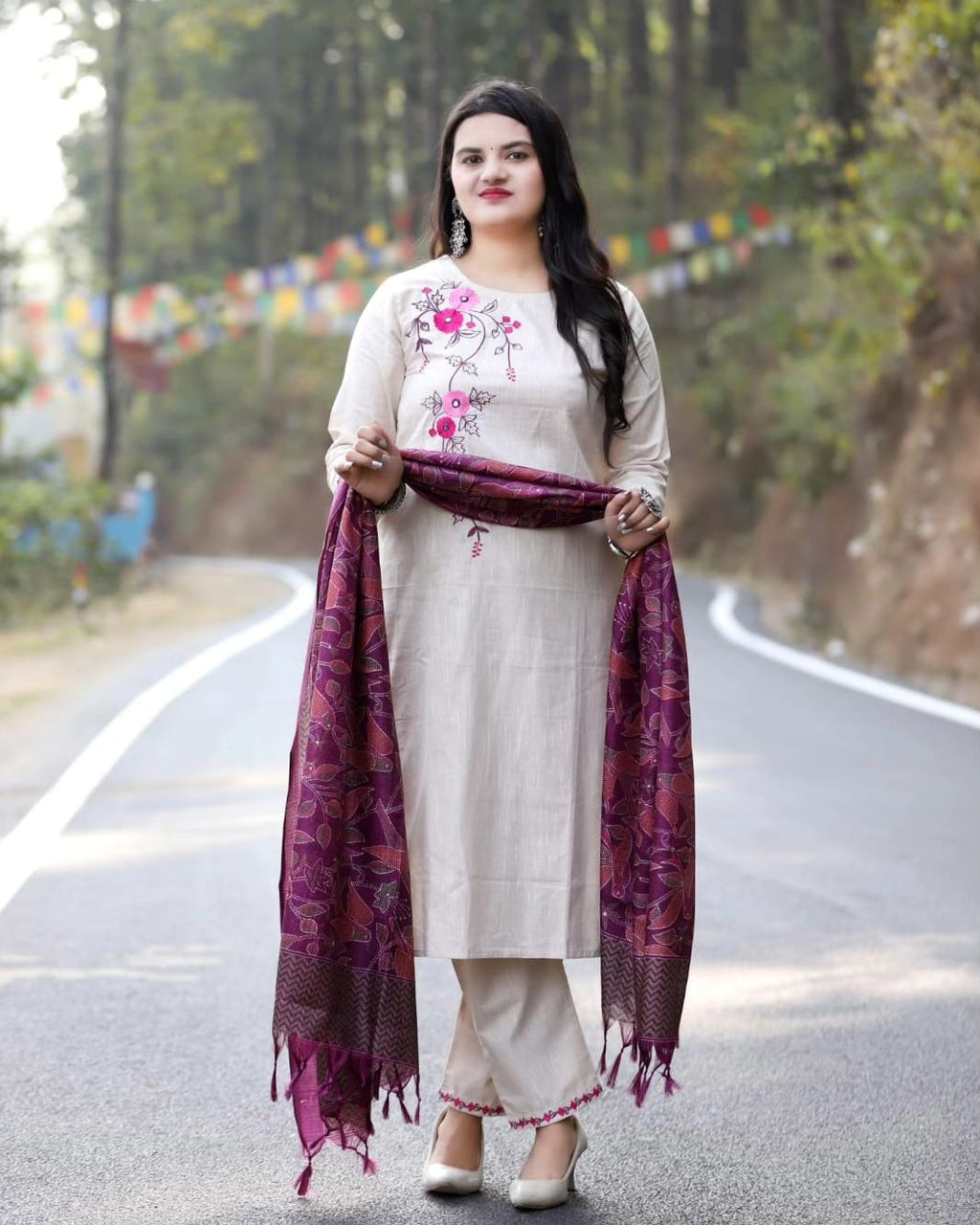 Cotton Handloom Kurta Set With Embroide And Art Silk Dupatta