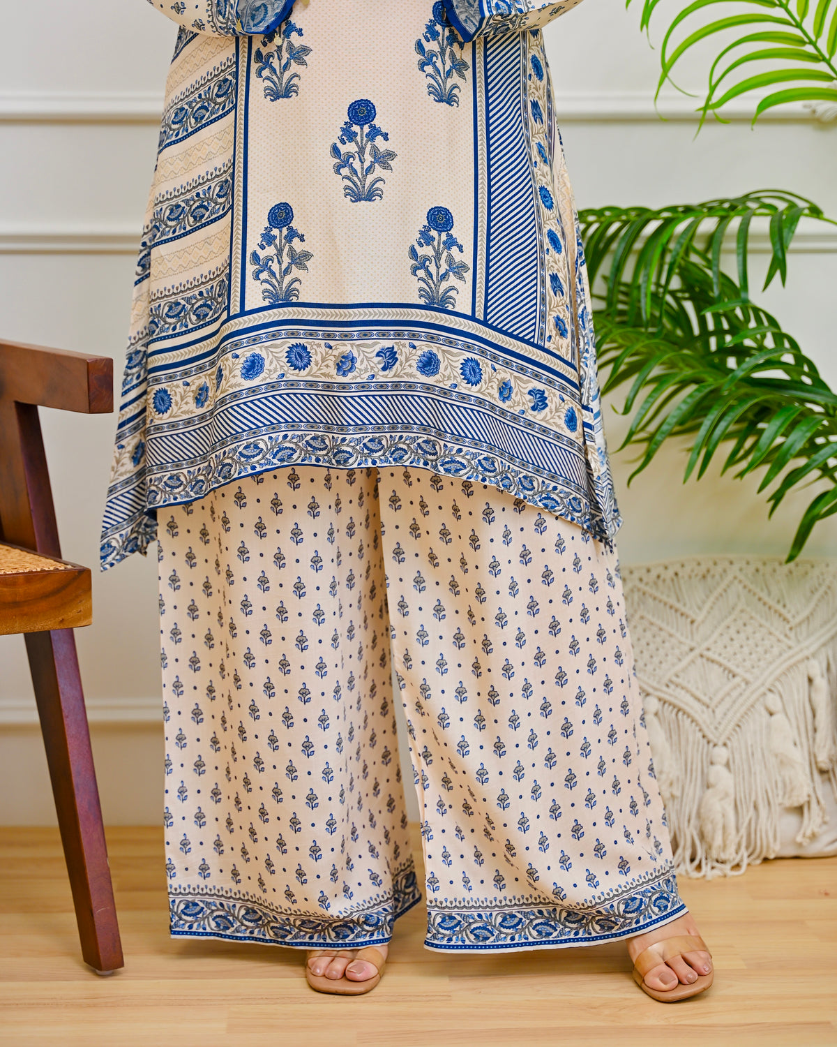 Women's Pure Crepe Floral Printed Co-Ord Set with Inner
