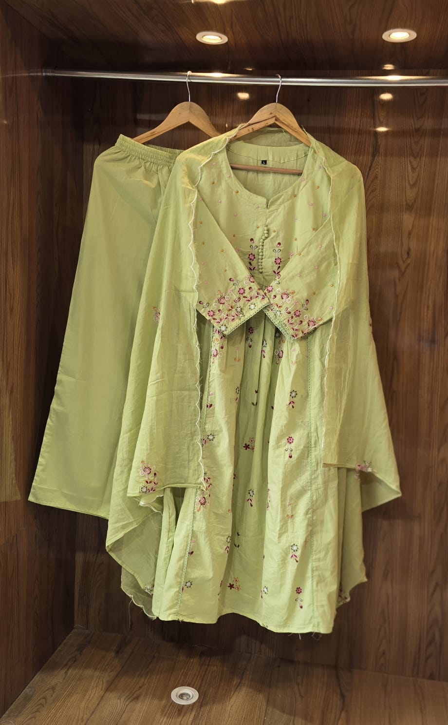 Women's Premium Cotton Embroide Kurta Pant & Dupatta Set