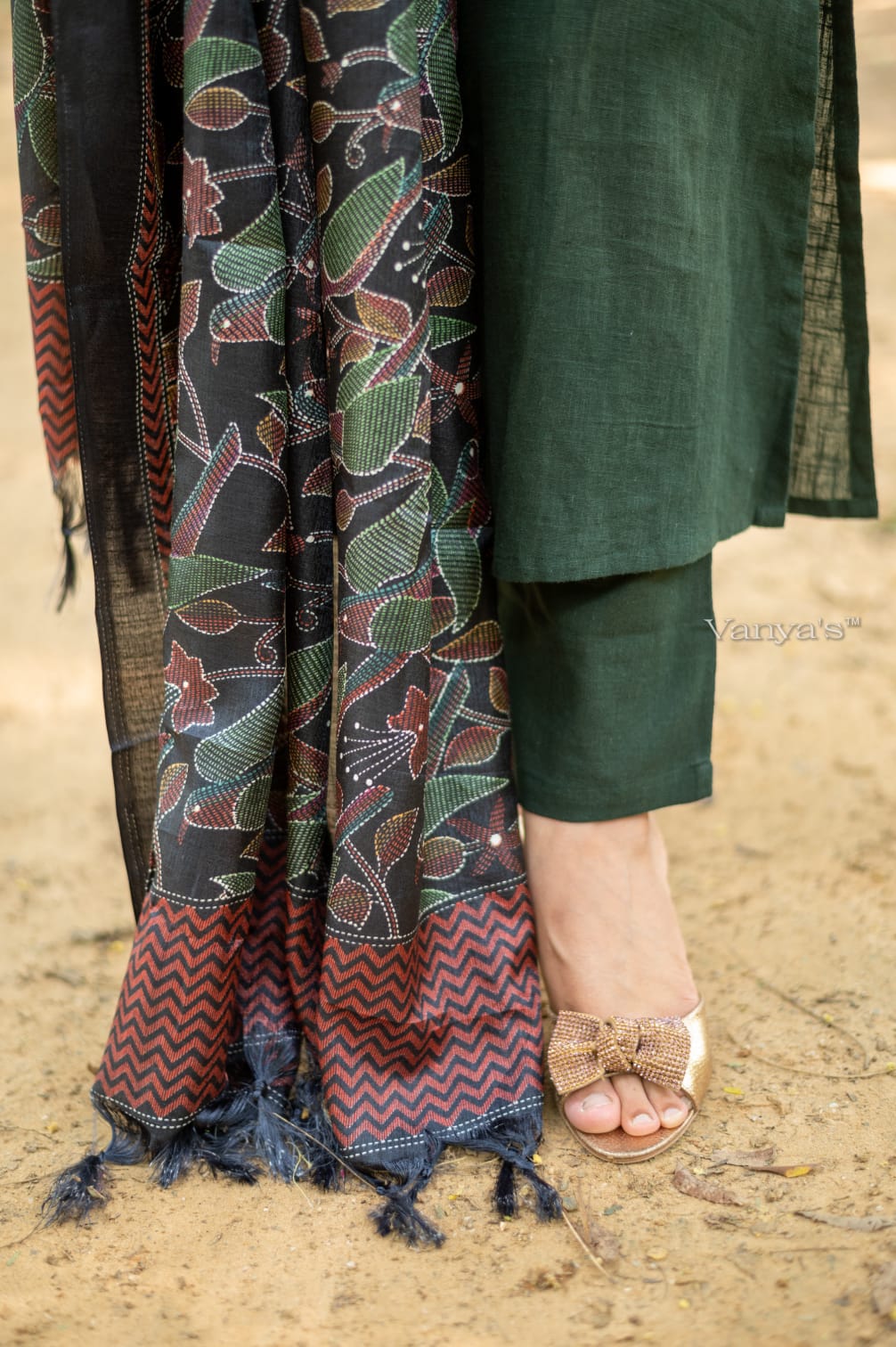 Bottle Handloom Cotton A-Line Suit Set For Women