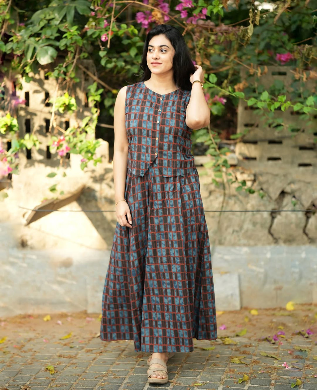 Women Printed Cotton Top And Skirt Set