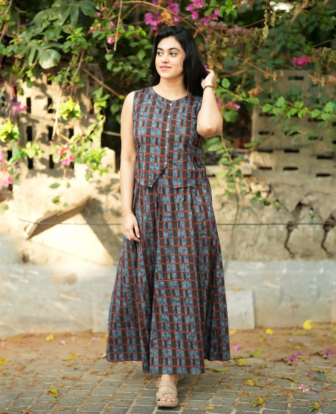 Women Printed Cotton Top And Skirt Set