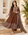 Women's Premium Cotton Fla Kurta Pant & Printed Malmal Dupatta Set