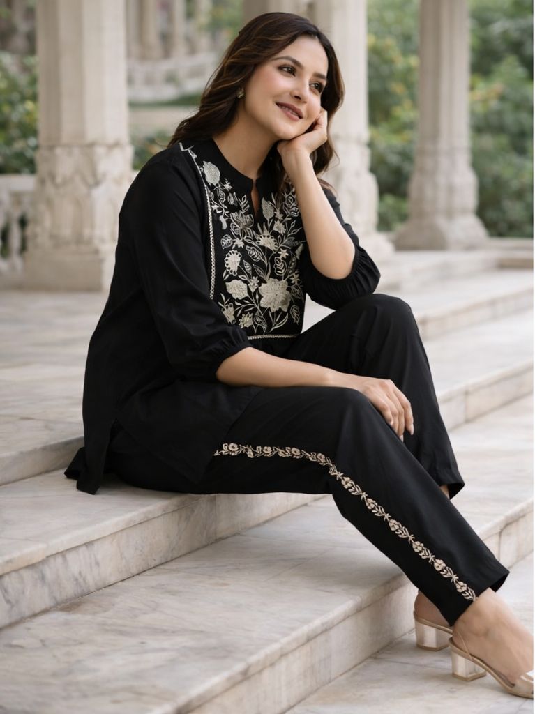Women Embroide Cotton Co-Ord Set