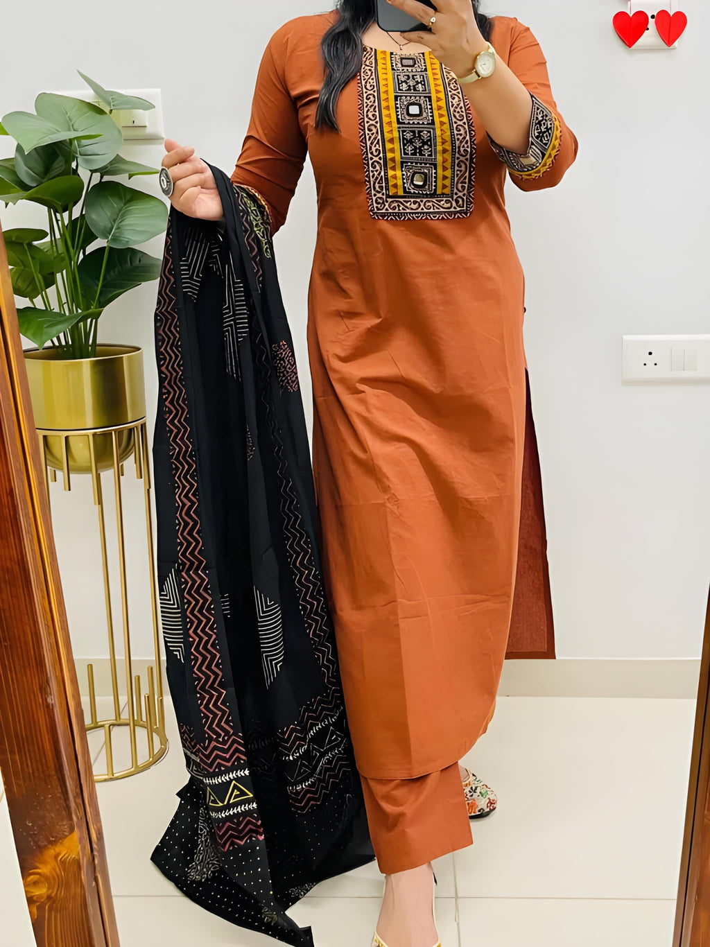 Women Printed Cotton Kurta Pant Dupatta Set