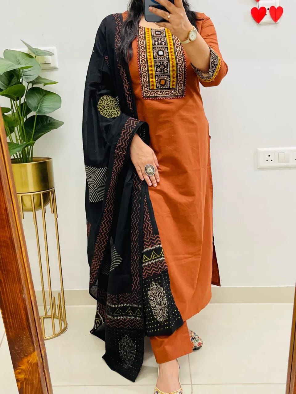 Women Printed Cotton Kurta Pant Dupatta Set