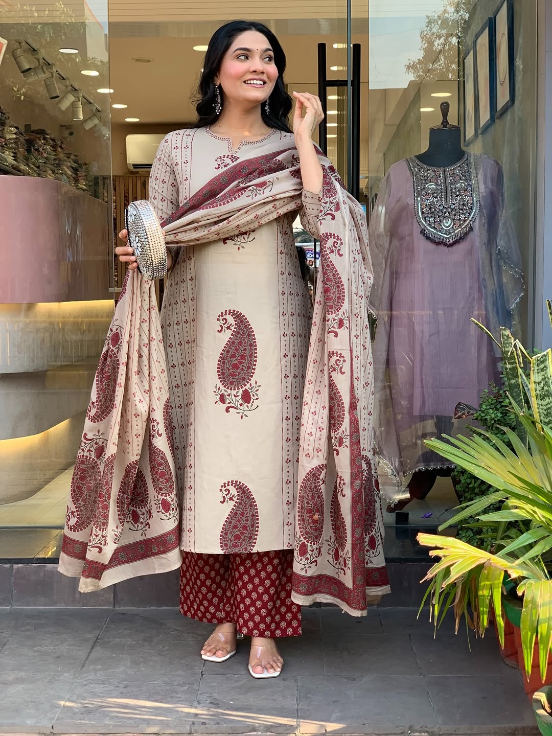 Women Printed Cotton Kurta Pant Dupatta Ethnic Set with Embroidered Detailing