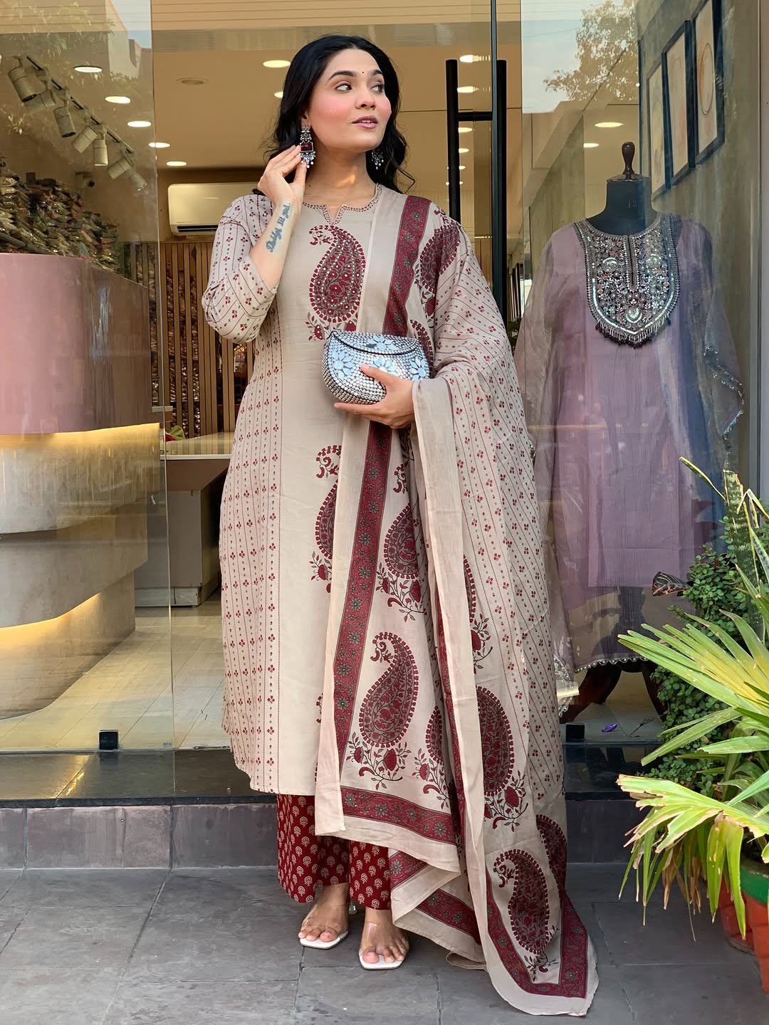 Women Printed Cotton Kurta Pant Dupatta Ethnic Set with Embroidered Detailing