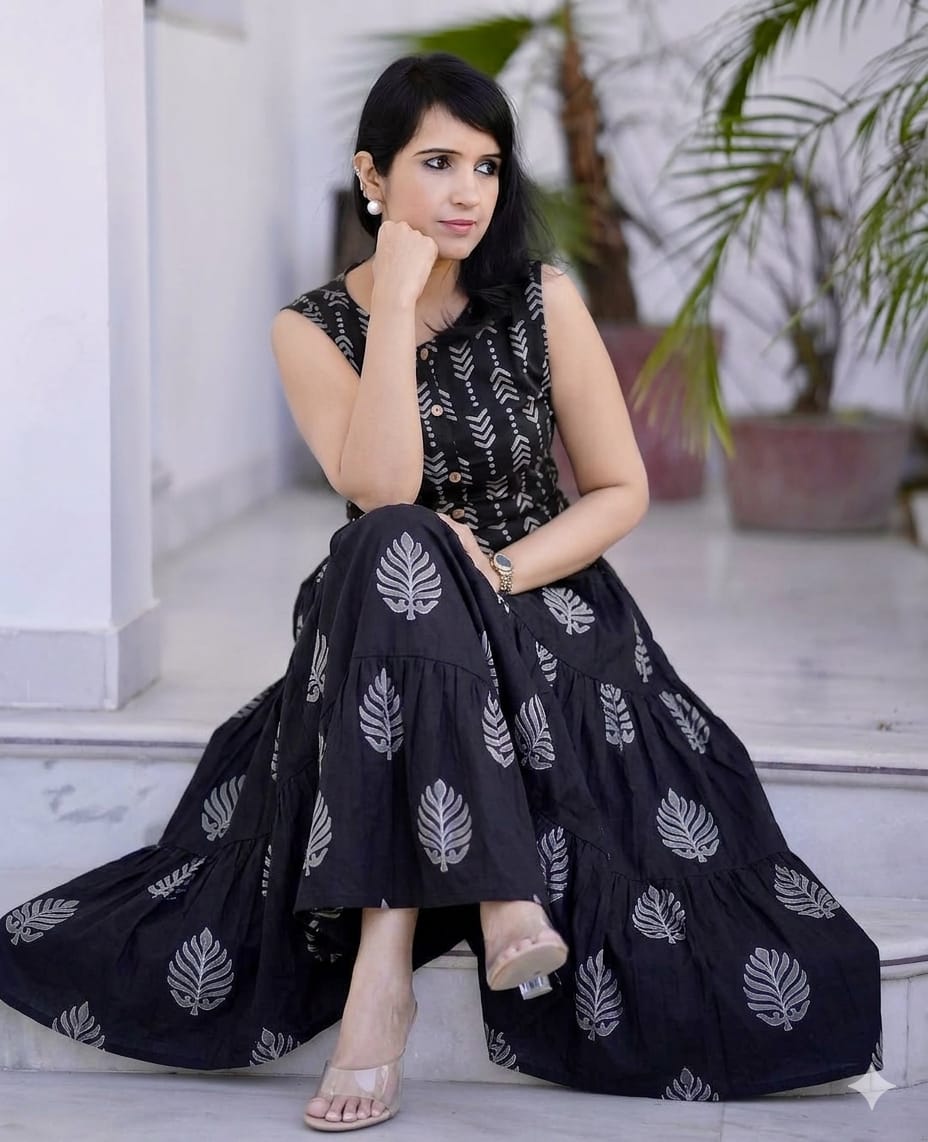 Women's Cotton Printed Sleeveless Top and Tiered Skirt Co-Ord Set