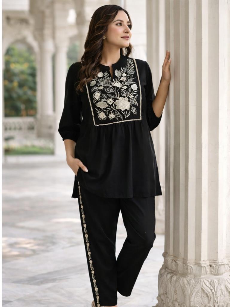 Women Embroidered Cotton Co-Ord Set