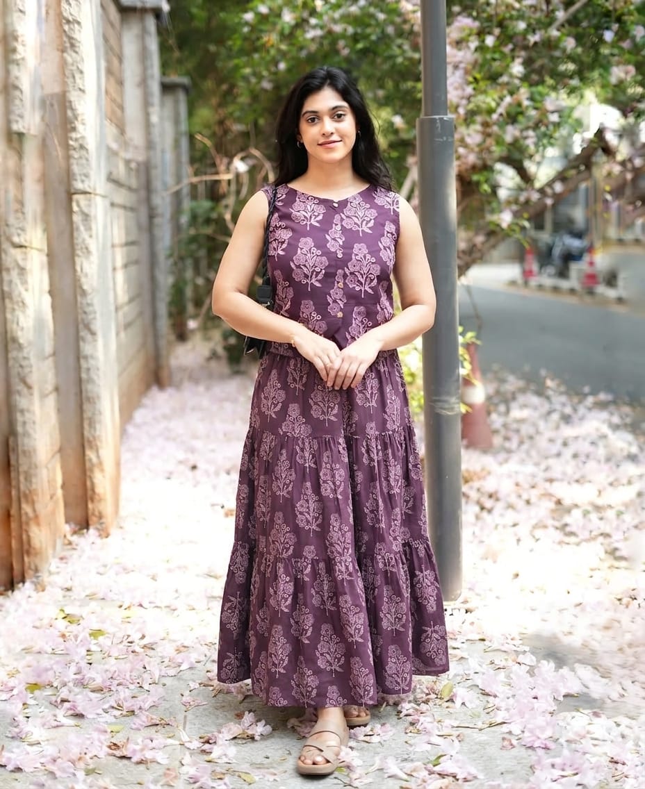 Women's Cotton Printed Sleeveless Top and Tiered Skirt Co-Ord Set