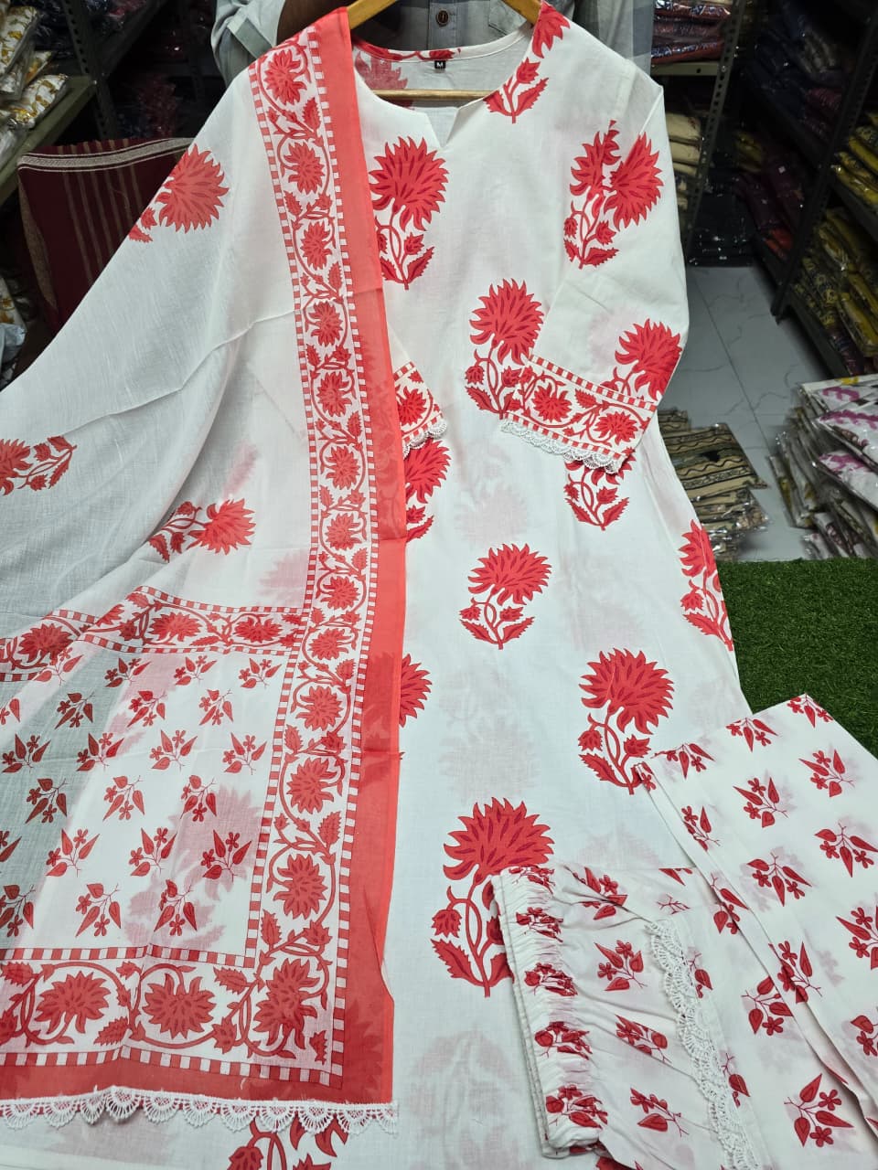Women's Lace Work Cotton Kurta Palazzo & Mulmul Dupatta Ethnic Set