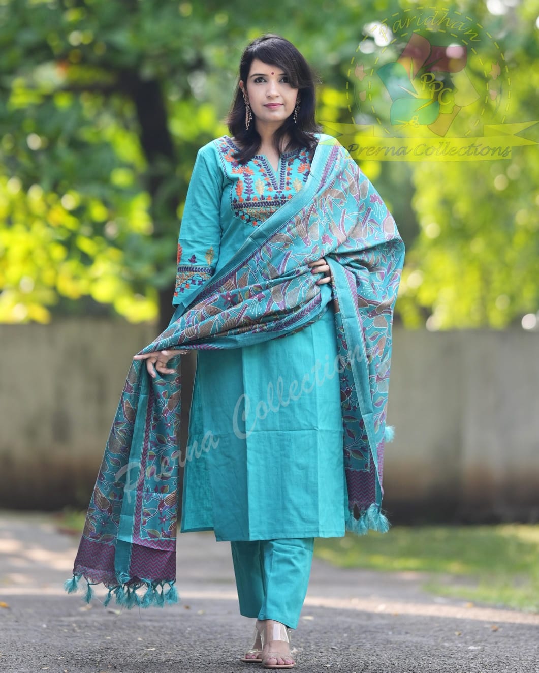 Aqua Blue Embroidery Handloom Set With Khadi Silk Kantha Print Dupatta