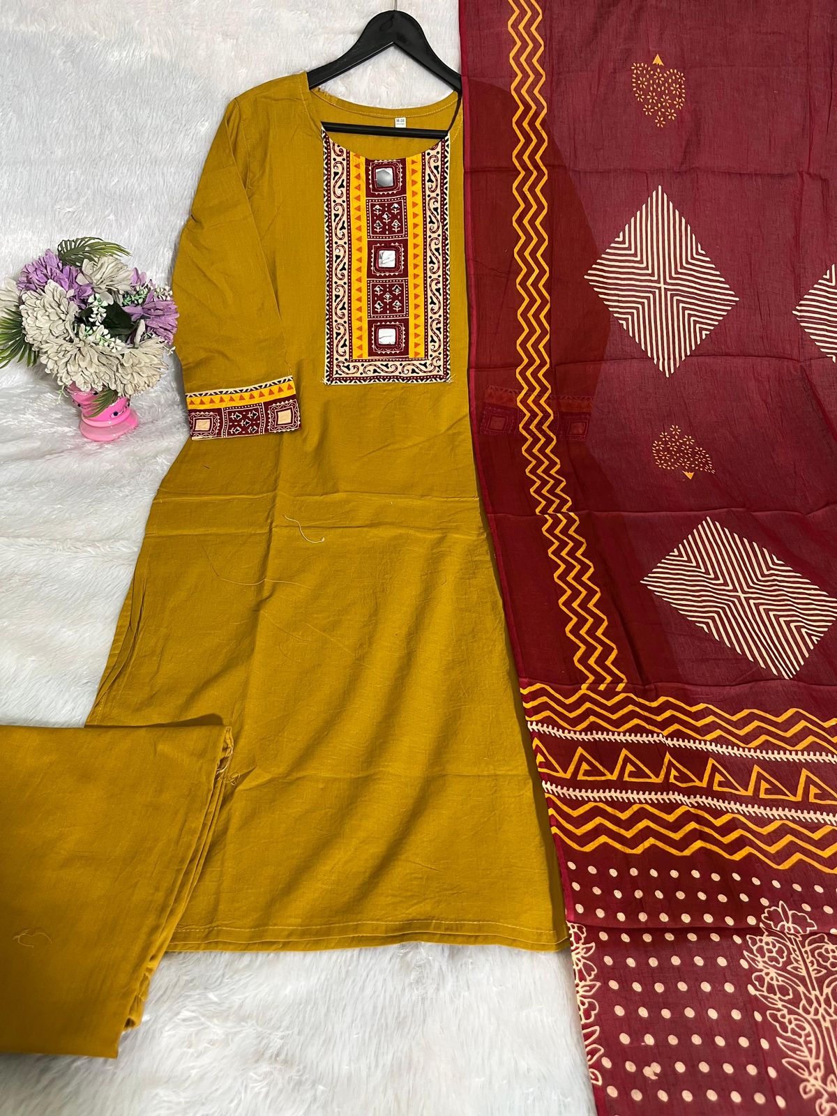 Women Printed Cotton Kurta Pant Dupatta Set