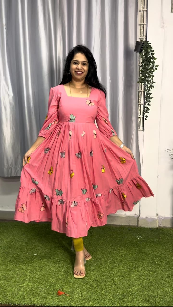 Pink Butterfly Print Cotton Kurti For Women