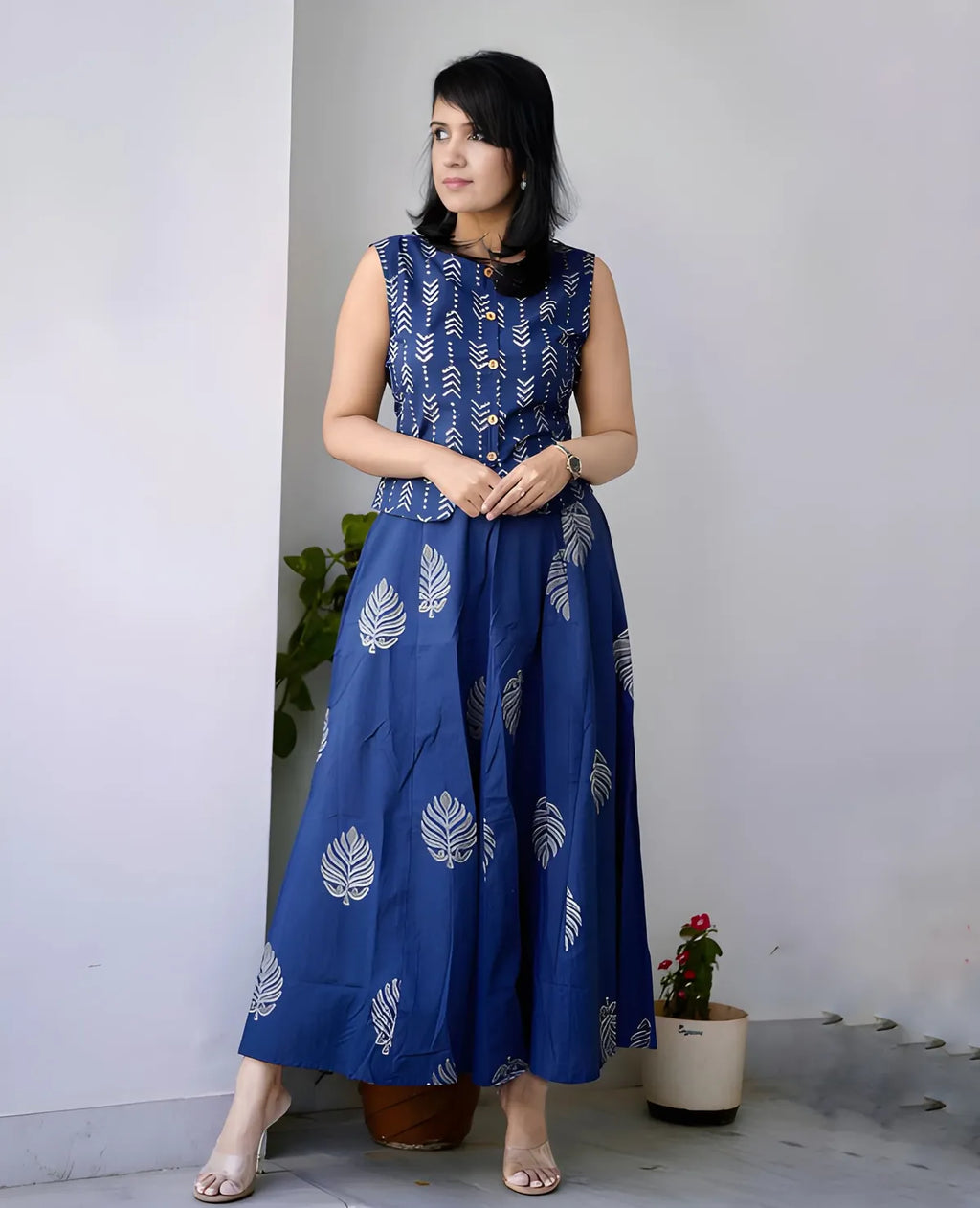 Women Printed Cotton Top And Skirt Set