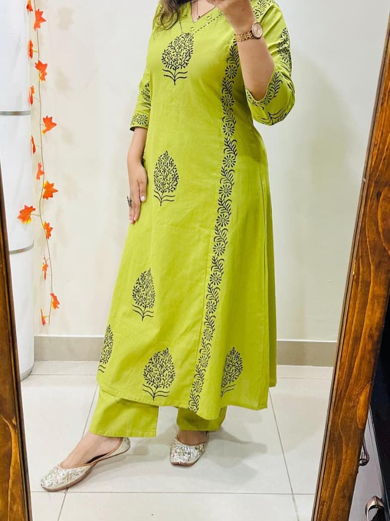 Designer Cotton Kurti Pant Set with Hand Block Print and Mirror Detailing — Elegant Two-Piece Ensemble for Festive and Everyday Wear