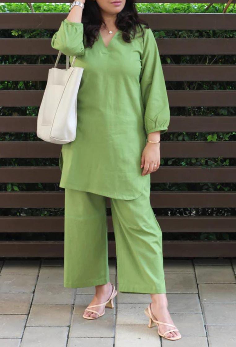 Green Premium Cotton Slub Kurta And Pant Set For Women
