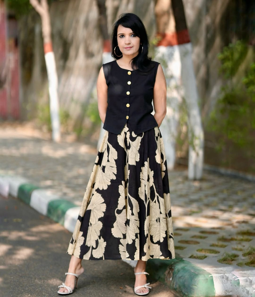 Women Printed Cotton Top And Skirt Set