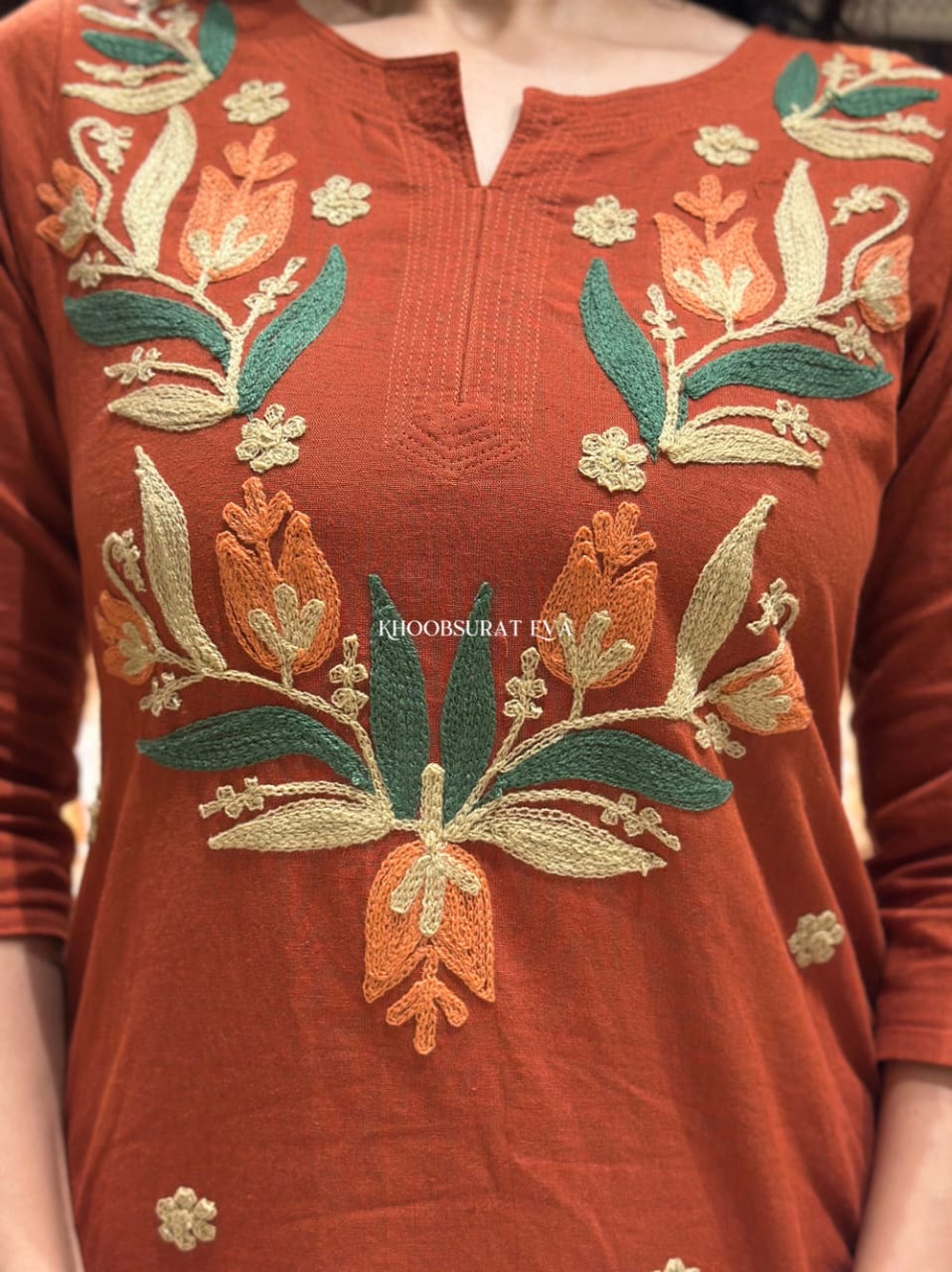 Elegant Embroidered Cotton Kurta and Pant Set — Two-Piece Aari Work Ensemble for Effortless Everyday Style