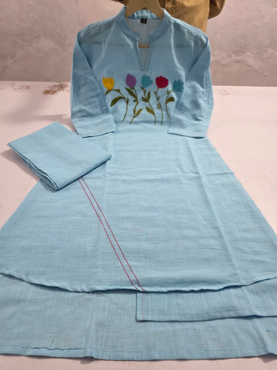 Elegant Anarkali Kurta with Pant & Malmal Dupatta Set
