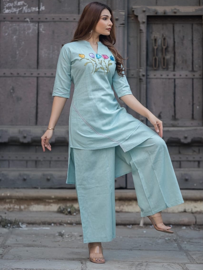 Elegant Anarkali Kurta with Pant & Malmal Dupatta Set