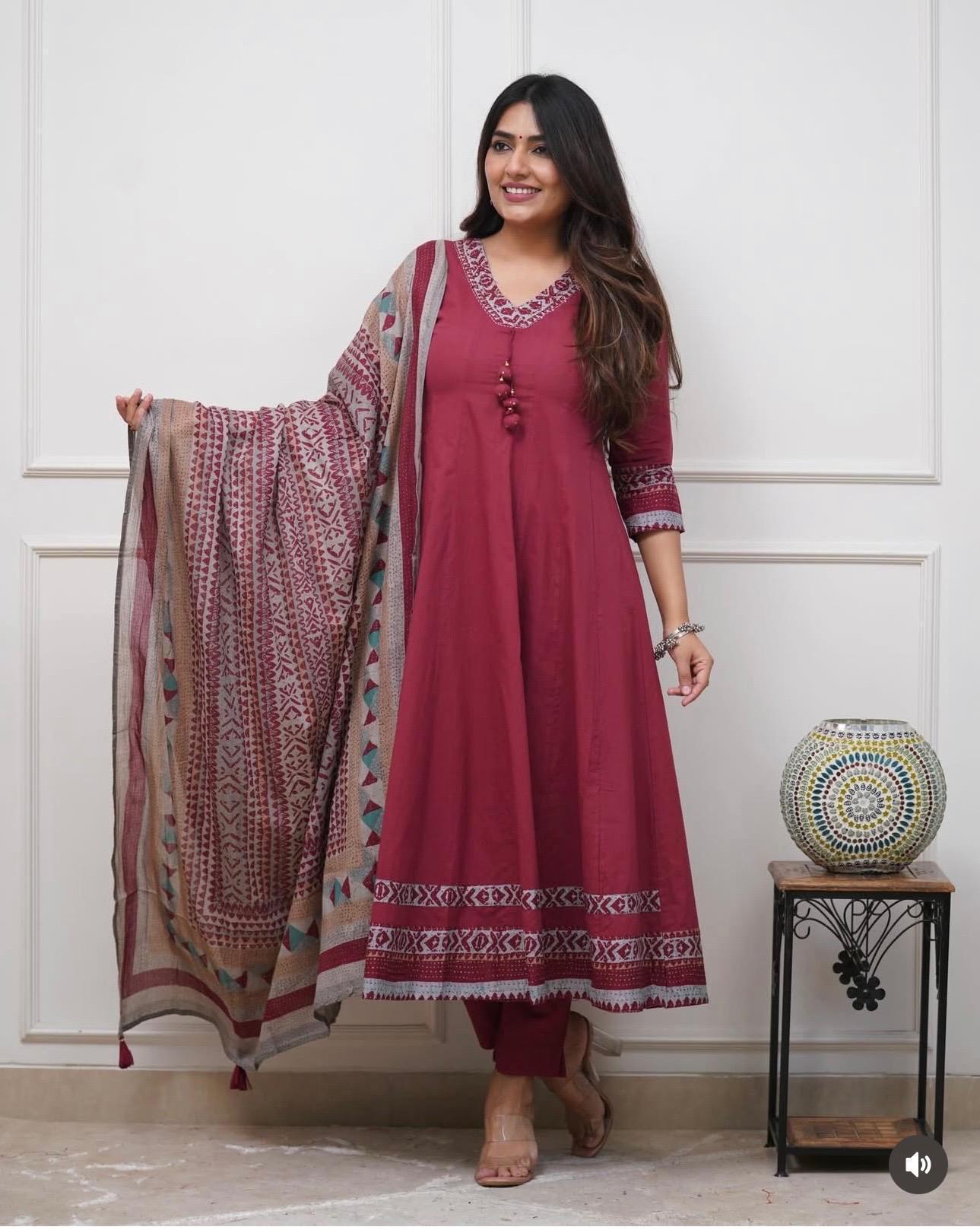 Women Premium Hand Work Anarkali Kurta Pant Dupatta Set
