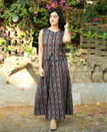 Women Printed Cotton Top And Skirt Set