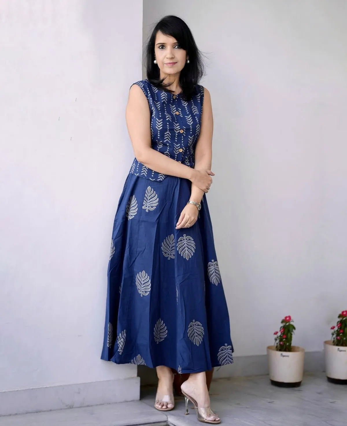 Women Printed Cotton Top And Skirt Set