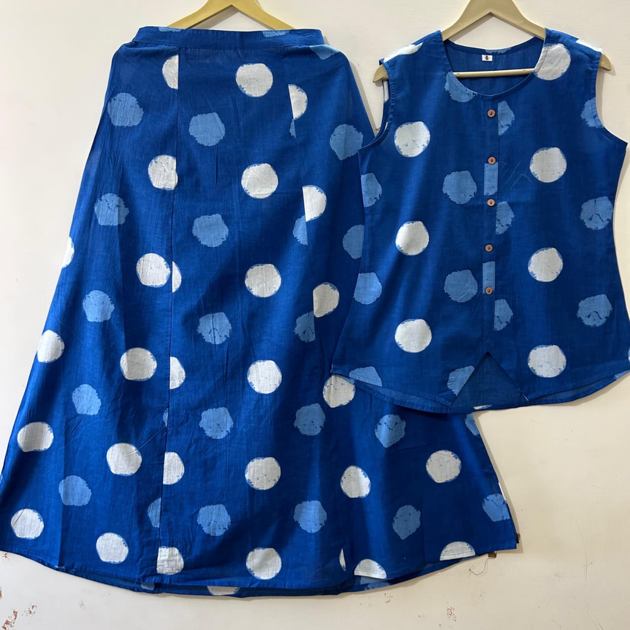 Women Printed Cotton Top And Skirt Set