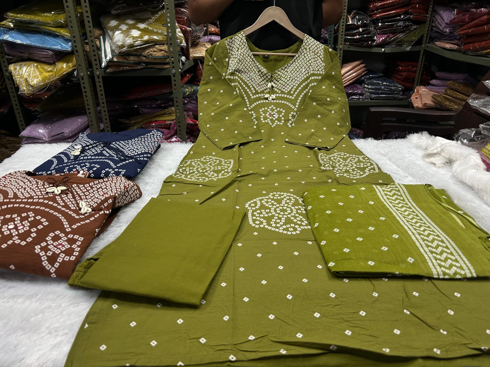 Women Premium Cotton Bandhani Print Kurta Pant Dupatta Set with Mirror and Kodi Work