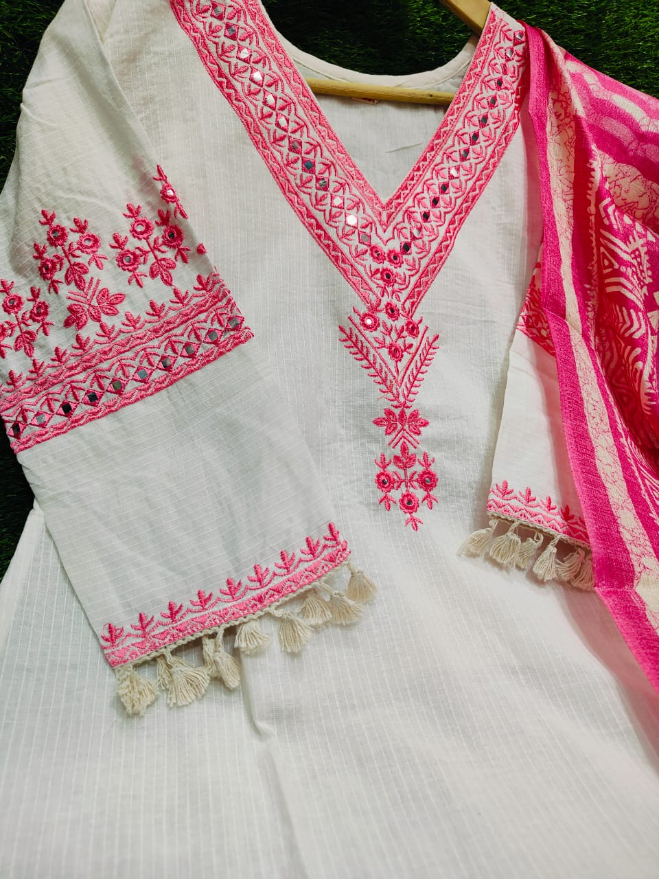 Pink Pure Katha Cotton Kurti Set With Exquisite Embroidery & Silk Dupatta