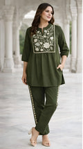 Women Premium Cotton Bandhani Print Kurta Pant Dupatta Set with Mirror and Kodi Work
