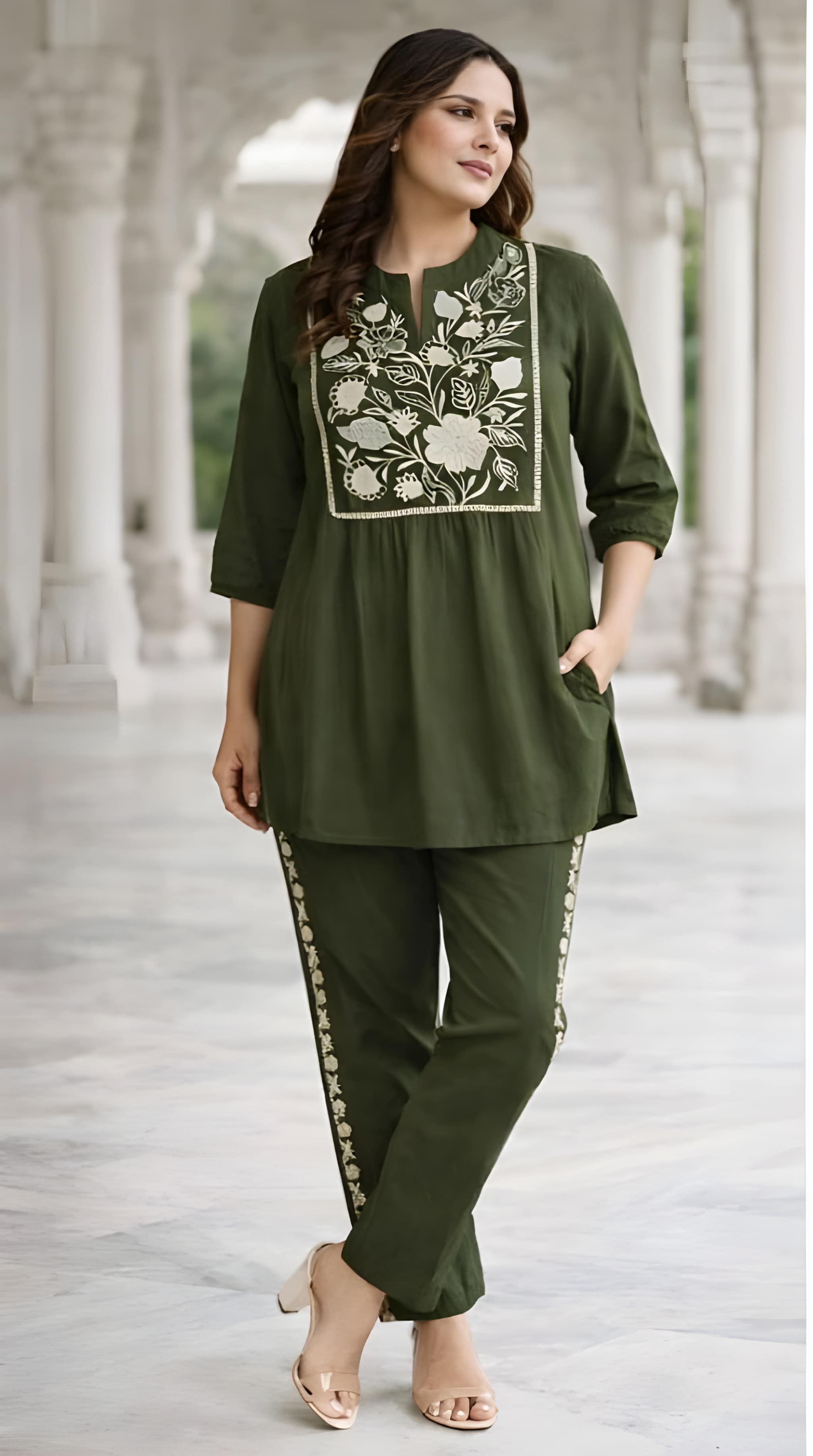 Women Premium Cotton Bandhani Print Kurta Pant Dupatta Set with Mirror and Kodi Work